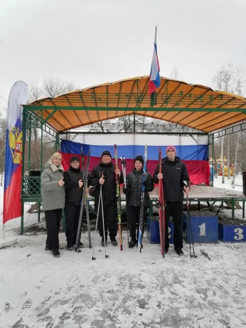 10 февраля в городском округе город Михайловка прошла массовая лыжная гонка «Лыжня России-2024»